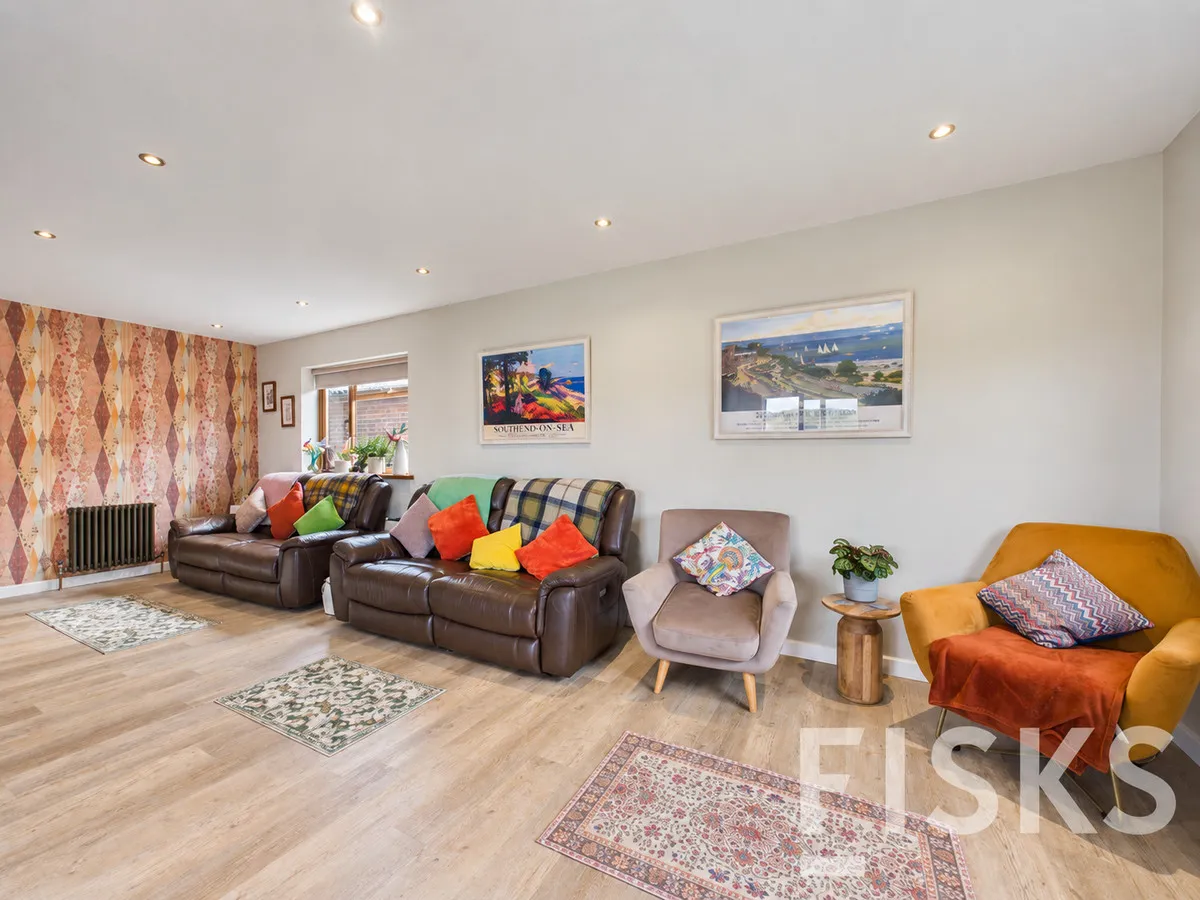 Ameland Road, Canvey Island, SS8, photo 6
