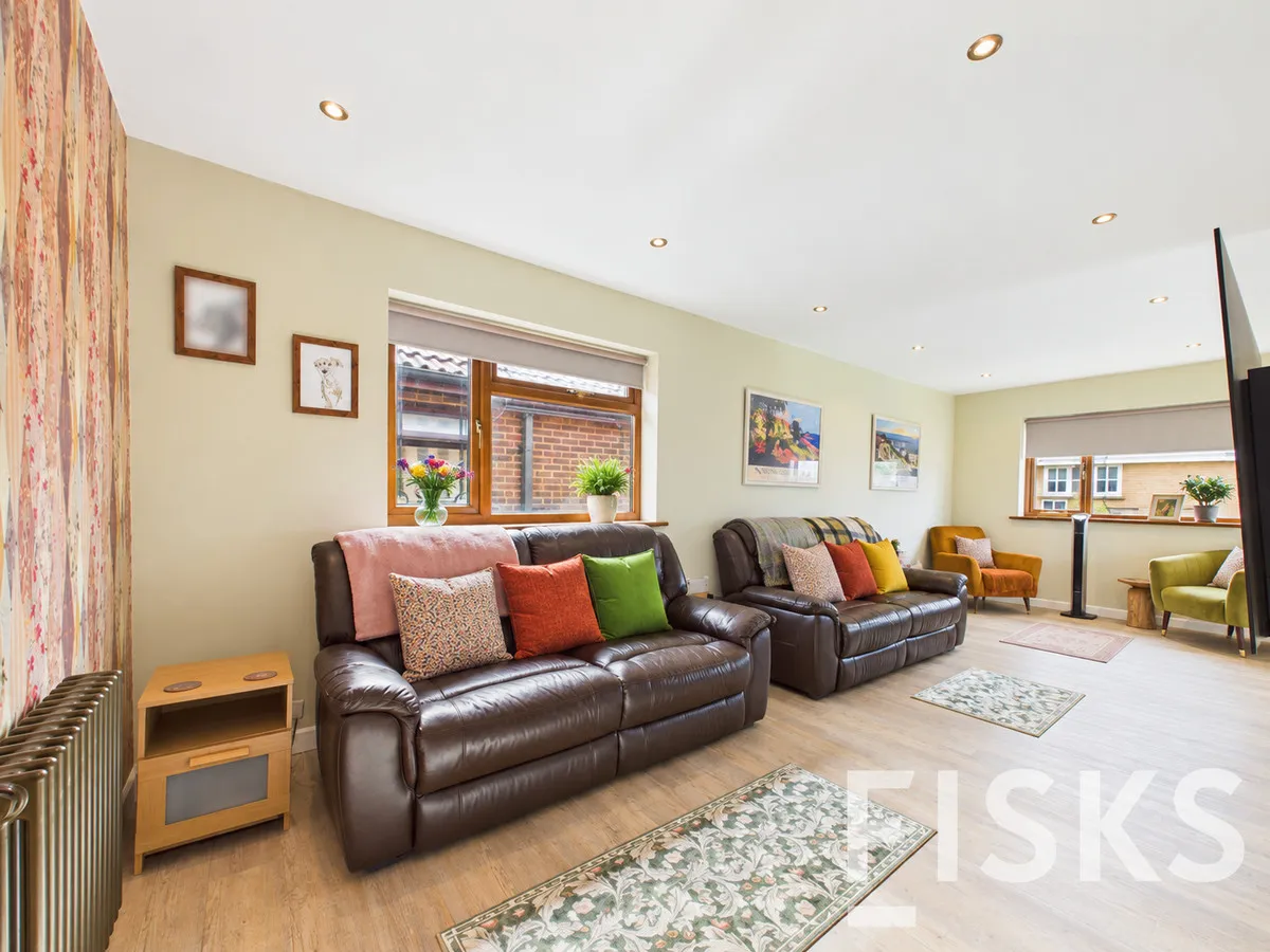 Ameland Road, Canvey Island, SS8, photo 5