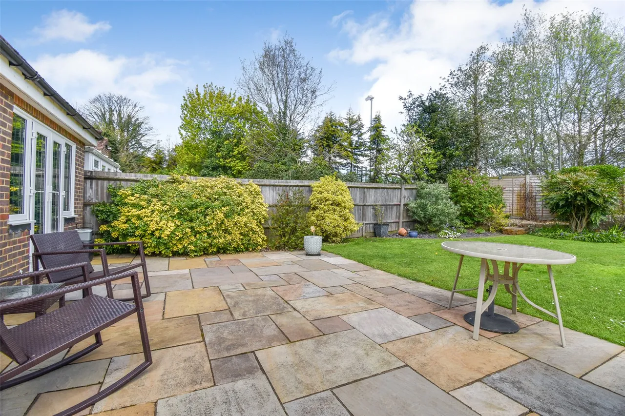 Boxalls Grove, Aldershot, Hampshire, GU11 3QS, photo 16