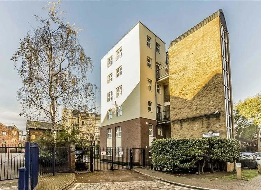 2 bed flat to rent, Milk Yard, Wapping, E1W