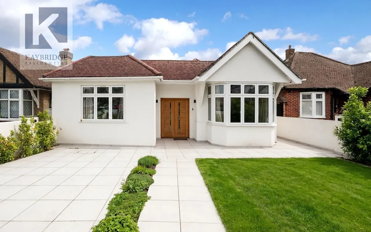 The Warren, Worcester Park, KT4, photo 5