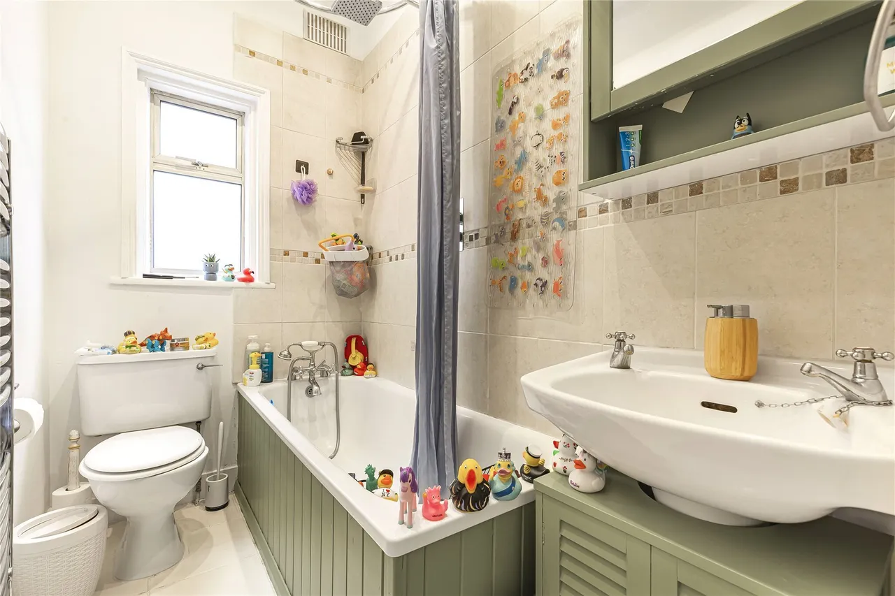 Drakefield Road, London, SW17, photo 8