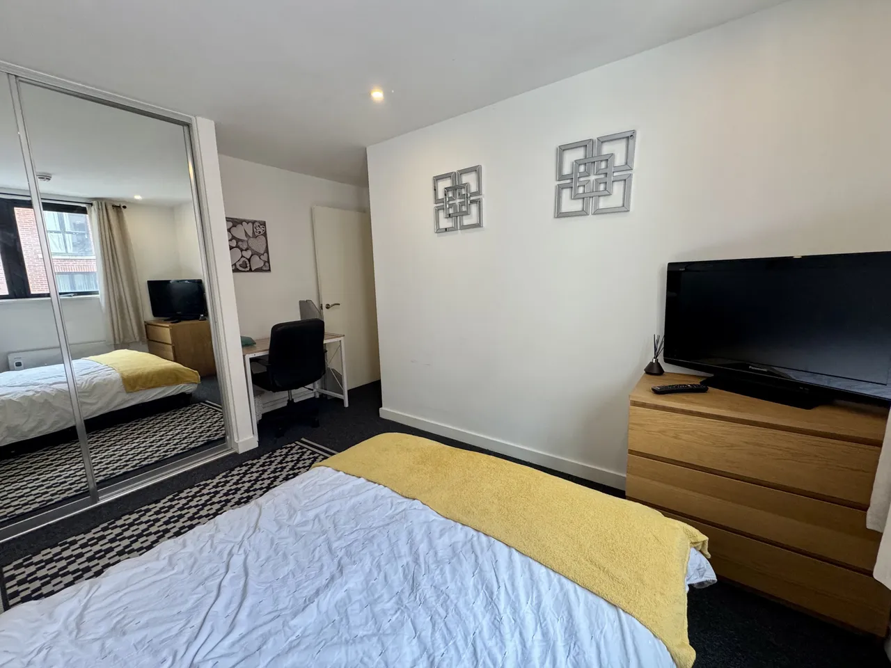 The Zenith Building, LE1, photo 12