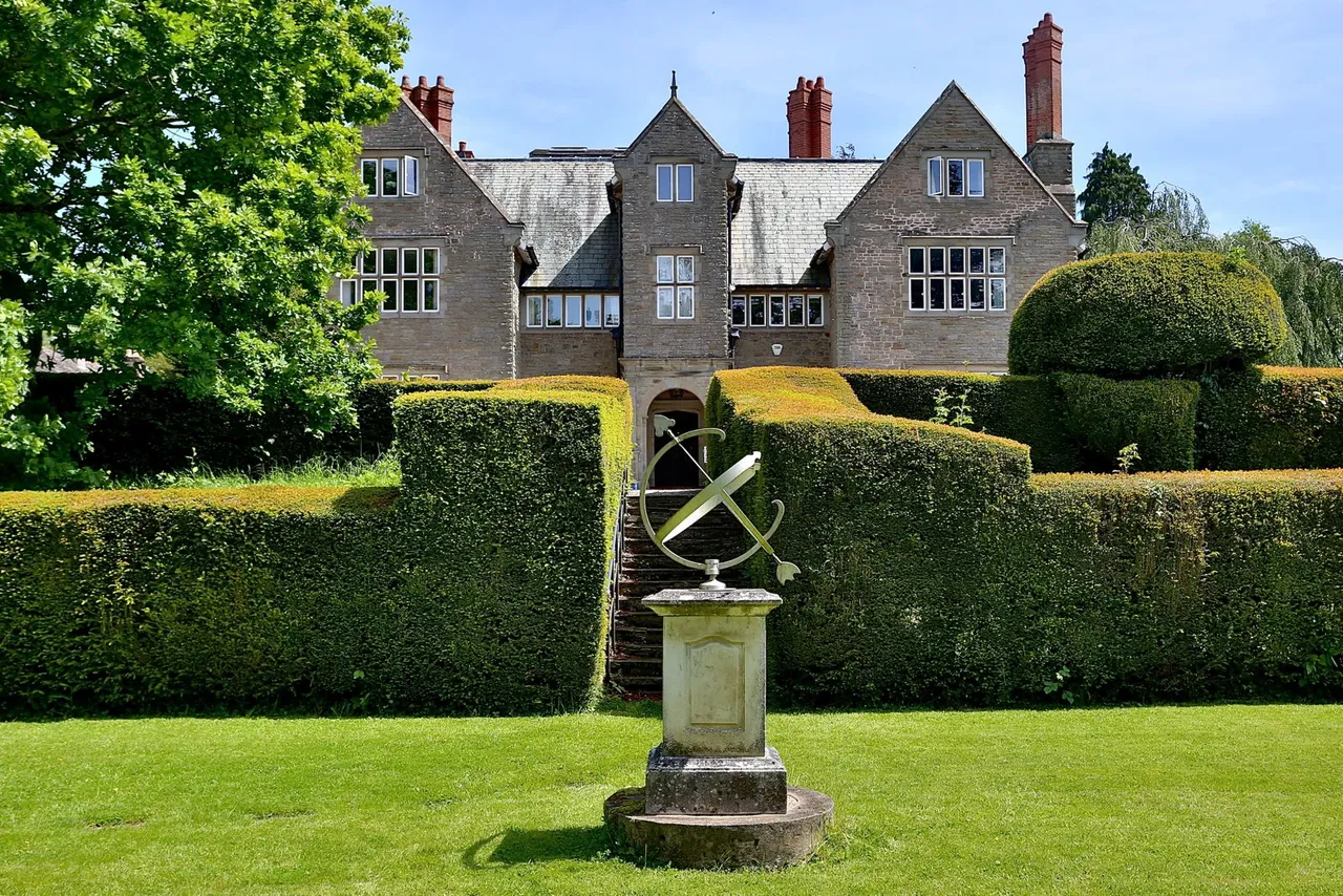 Trebencyn Park, Trebencyn, NP7, photo 51