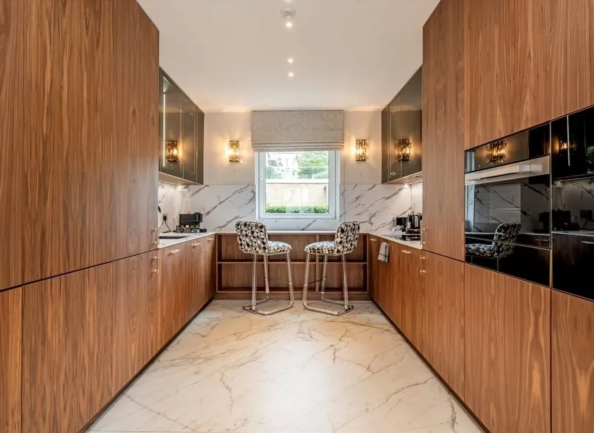 Central Avenue, Fulham, SW6, photo 3