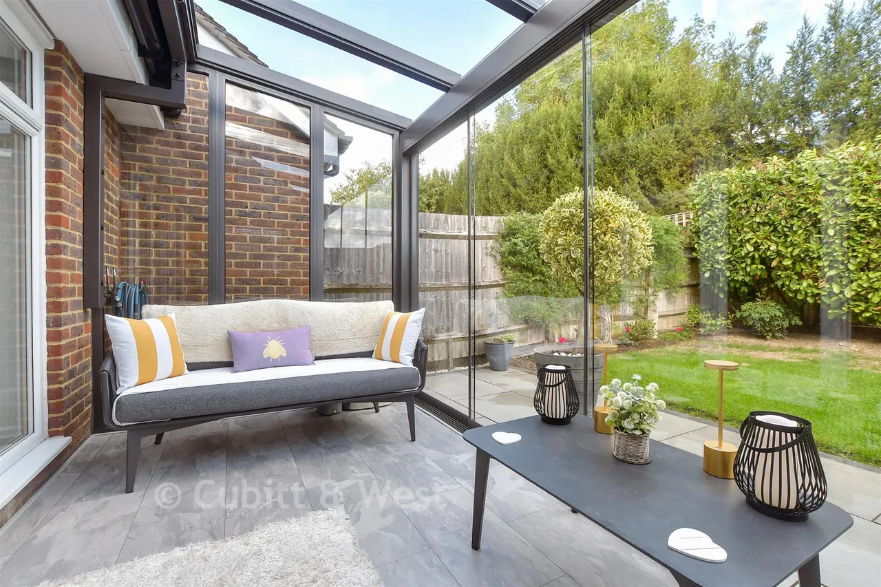 Westhill Close, Burgess Hill, RH15, photo 13