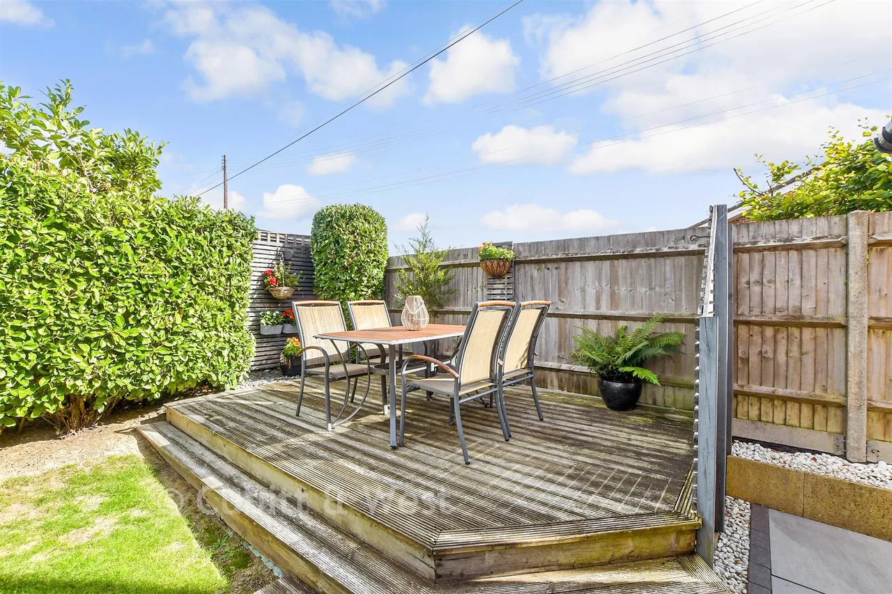 Westhill Close, Burgess Hill, RH15, photo 17