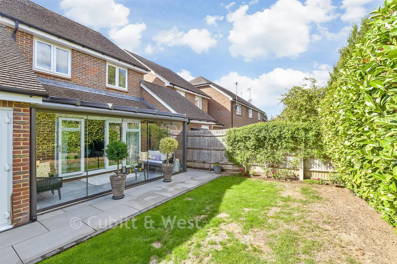 Westhill Close, Burgess Hill, RH15, photo 15