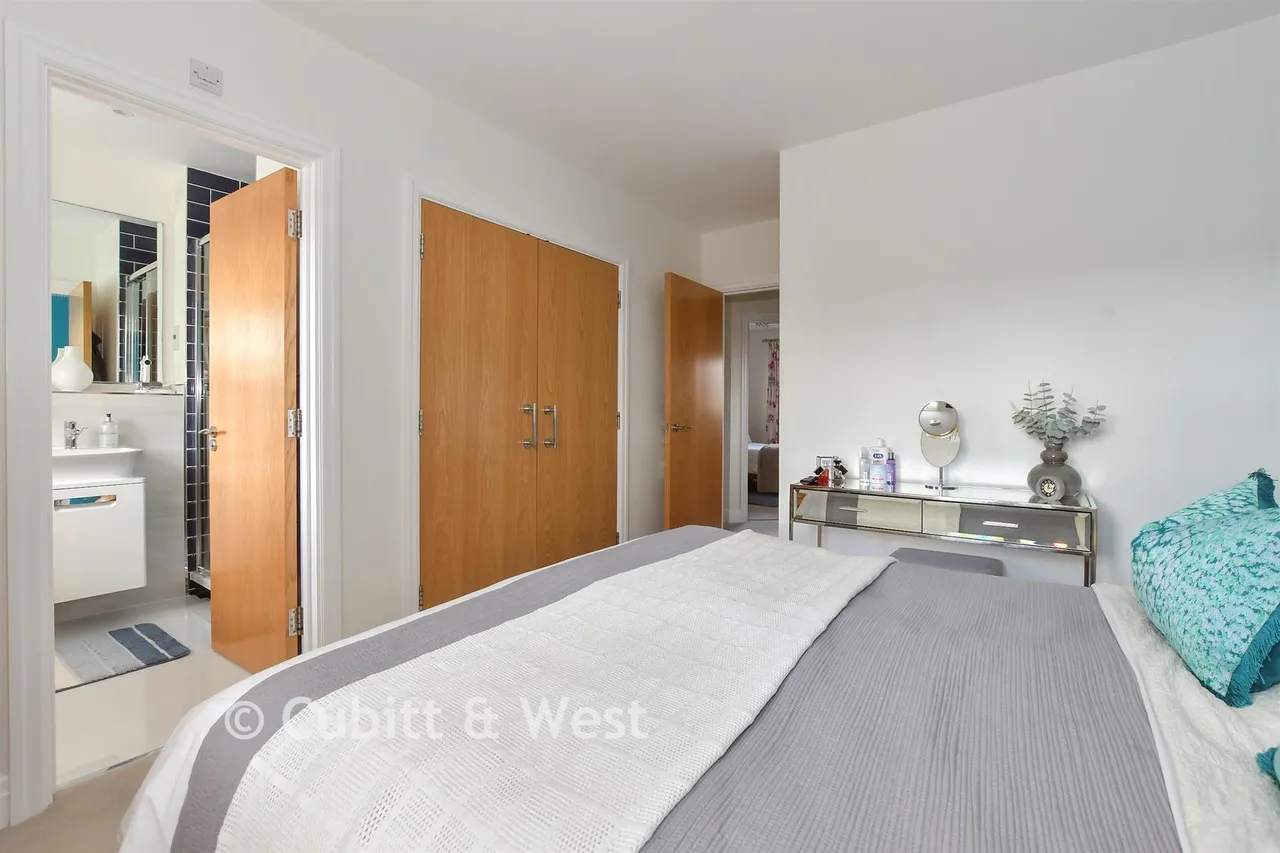 Westhill Close, Burgess Hill, RH15, photo 8