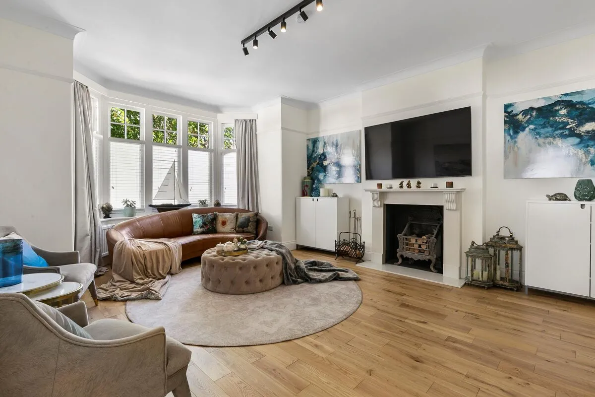 3 bed house for sale, Wilmington Avenue, London, W4
