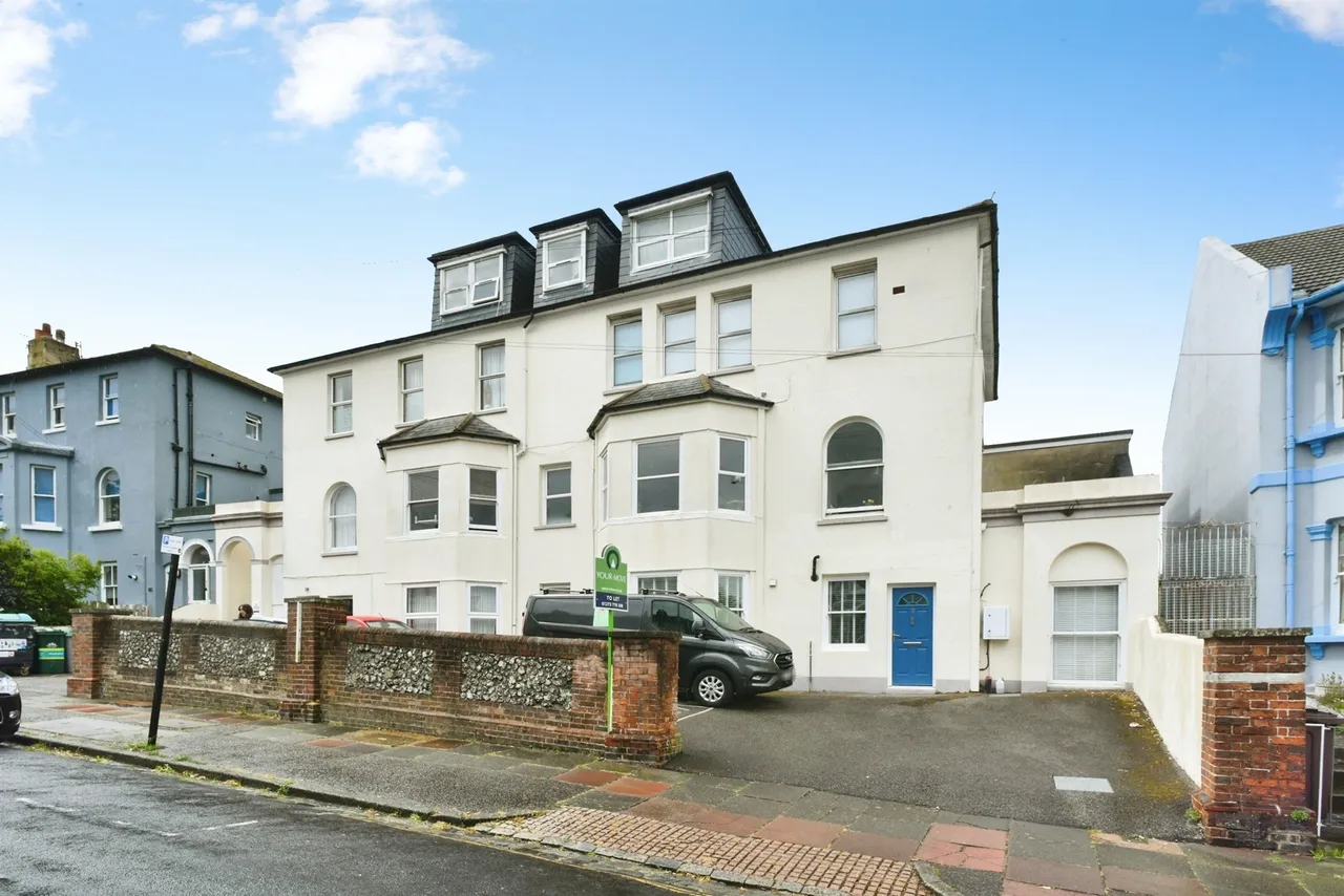 2 bed flat for sale — Richmond Road, Brighton