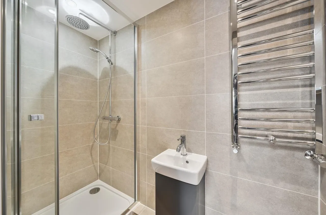 Winkworth Road, Banstead, SM7 2QT, photo 11