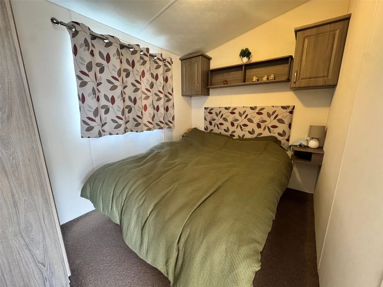 Manor Road, Hayling Island, PO11, photo 5