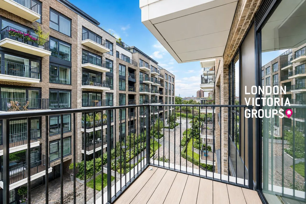 Lockgate Road, London, photo 12