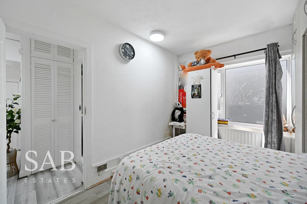 Greenway Gardens, Greenford, UB6, photo 7