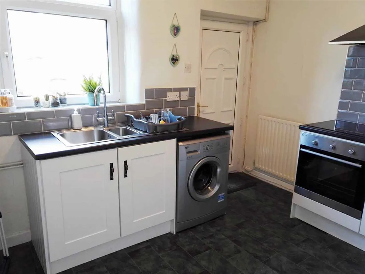 Victoria Street, Sutton-in-Craven, BD20, photo 4