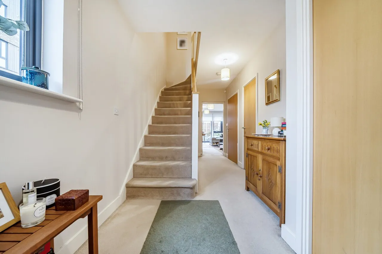 Fisher Close, Canada Water, London, SE16, photo 4