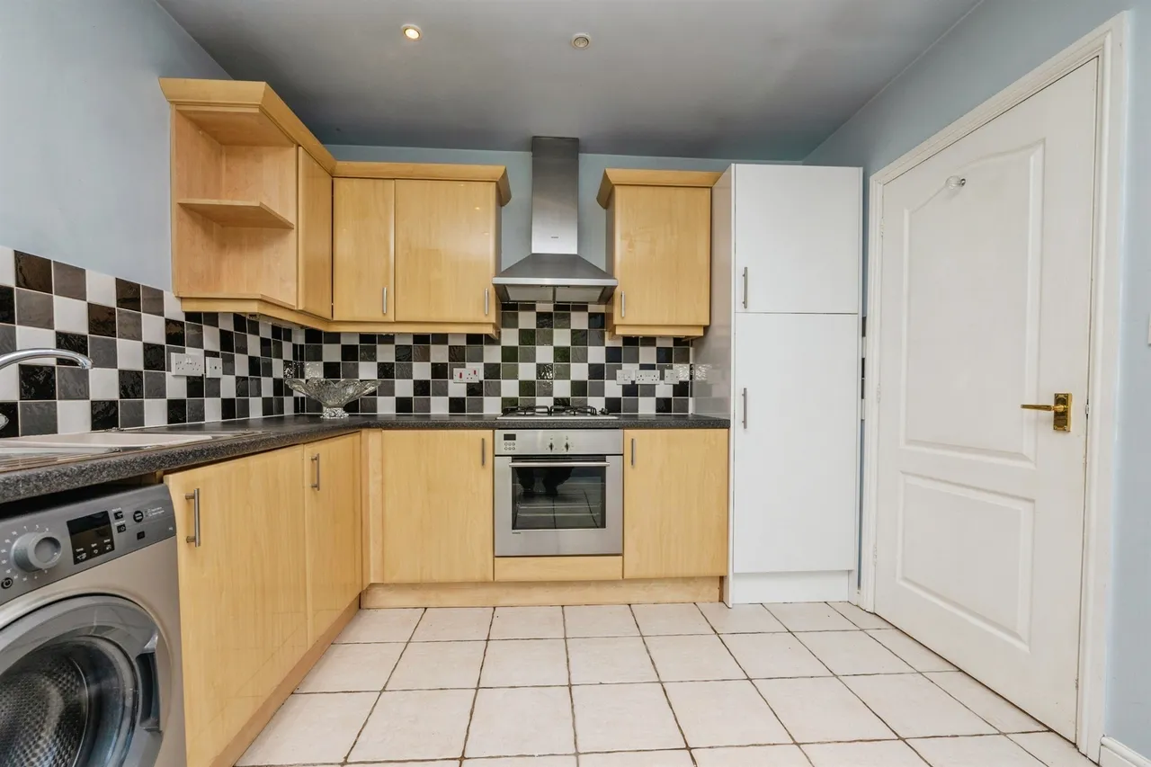 Stratford Gardens, Bromsgrove, B60, photo 5