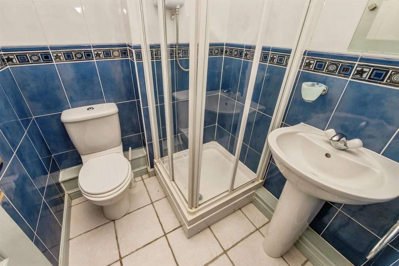 Stratford Gardens, Bromsgrove, B60, photo 10