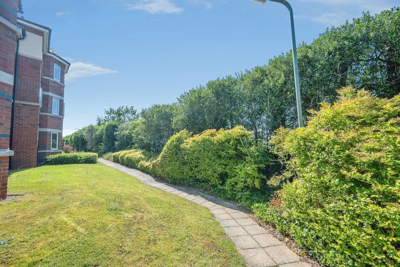 Stratford Gardens, Bromsgrove, B60, photo 7