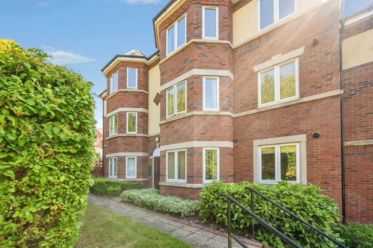 Stratford Gardens, Bromsgrove, B60, photo 9