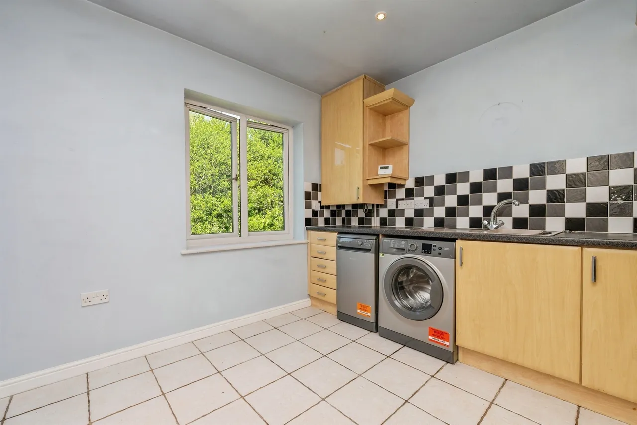 Stratford Gardens, Bromsgrove, B60, photo 6
