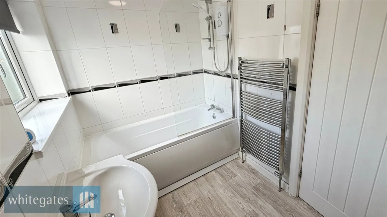 South Crescent, Dodworth, S75, photo 16