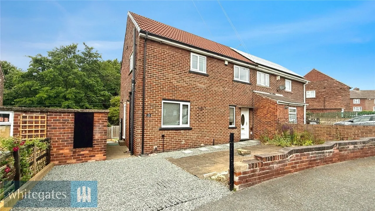 3 bed house for sale, South Crescent, Dodworth, S75