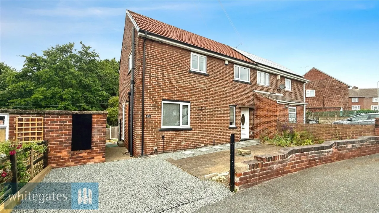 South Crescent, Dodworth, S75, photo 23