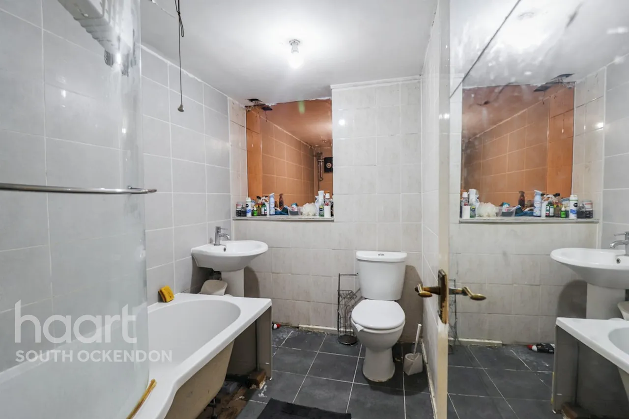 Foxglove Road, South Ockendon, RM15, photo 8