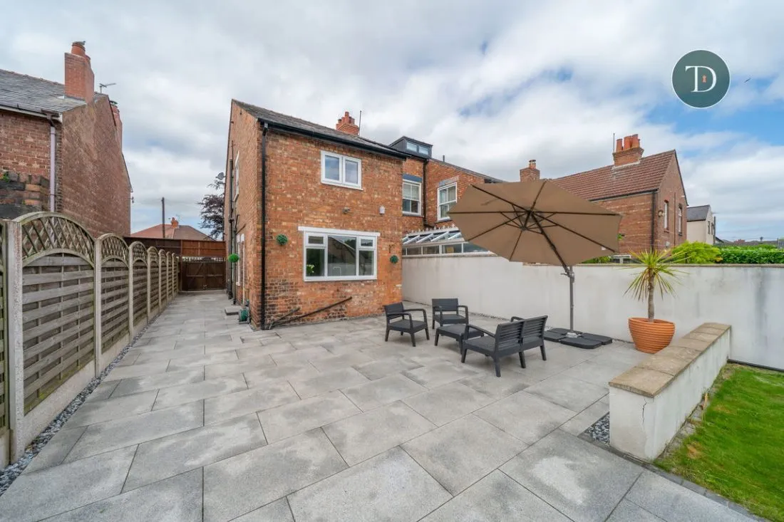 Chester Road, Whitby, CH65 6SB, photo 24