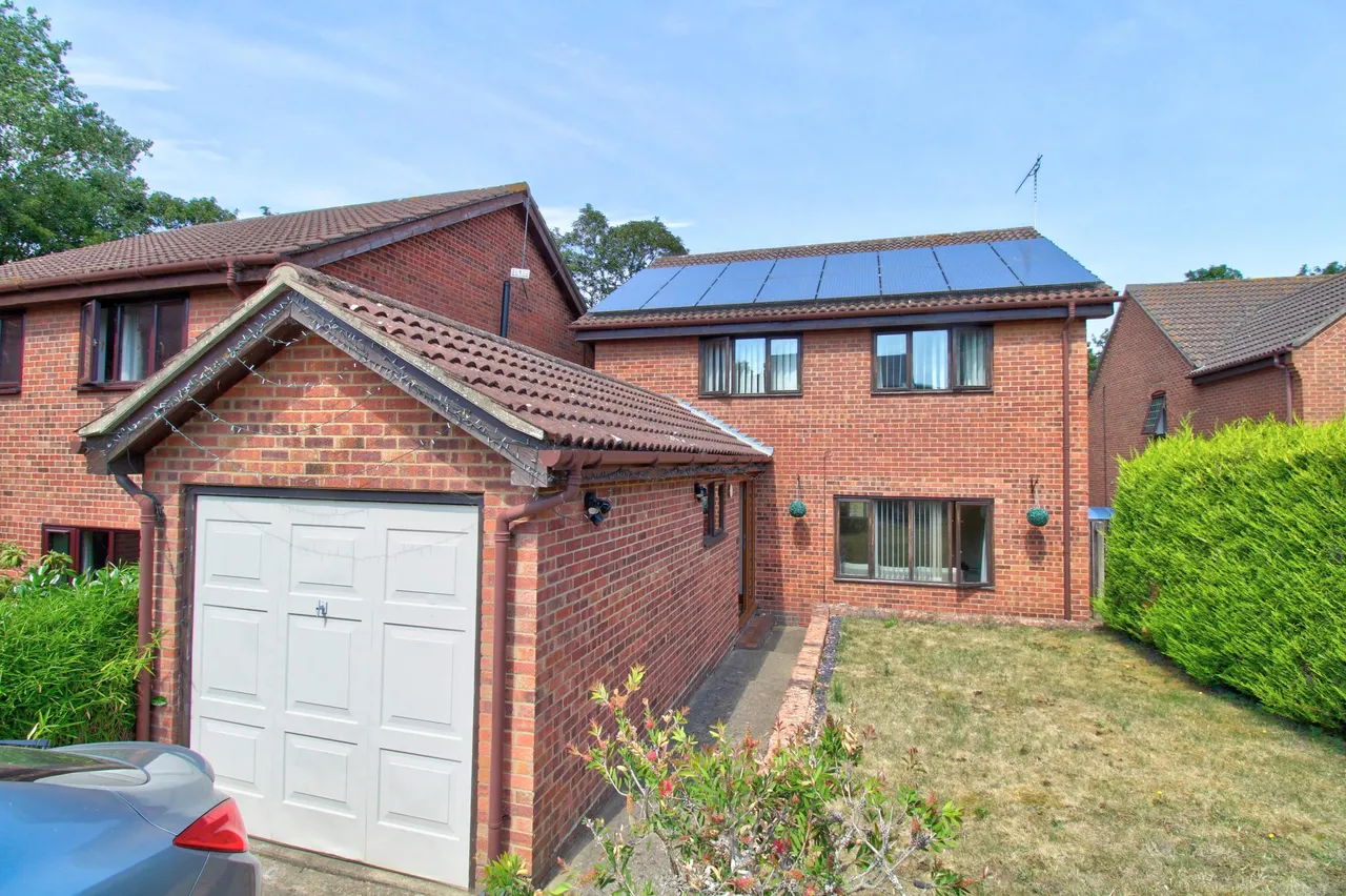 4 bed house for sale, Grantham Crescent, Ipswich, IP2