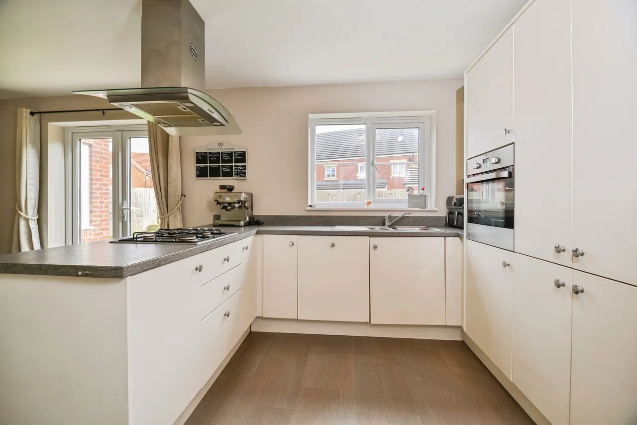 Sculptor Crescent, Stockton-On-Tees, TS18, photo 5