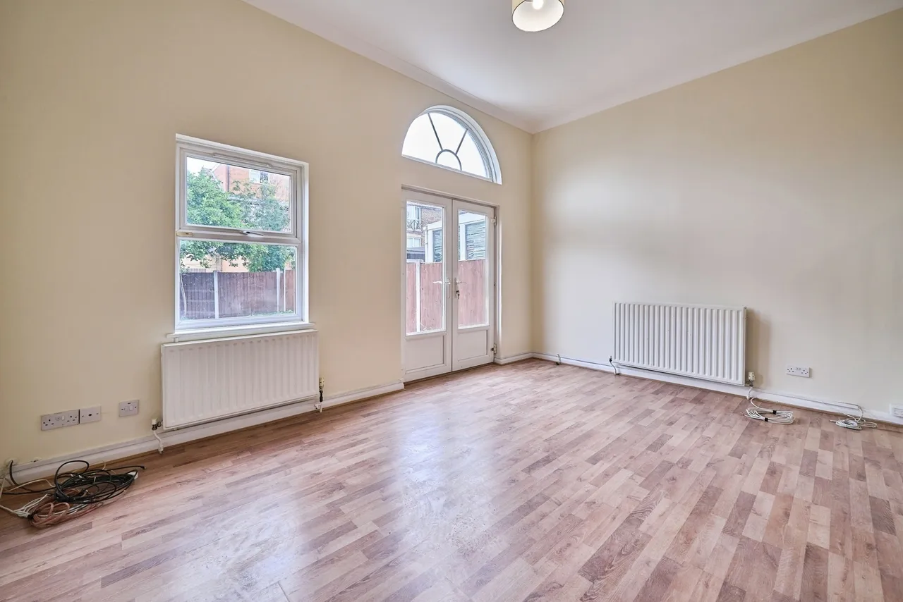 Nutmeg Close, London, E16, photo 3