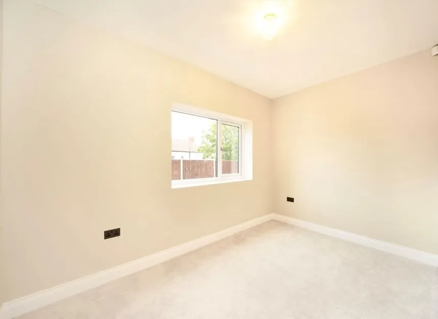 Hythe Road, Thornton Heath, CR7, photo 5