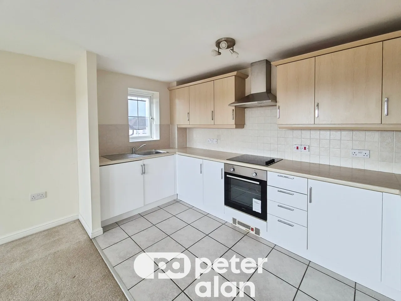 Phillip Court Newport, NP19, photo 3