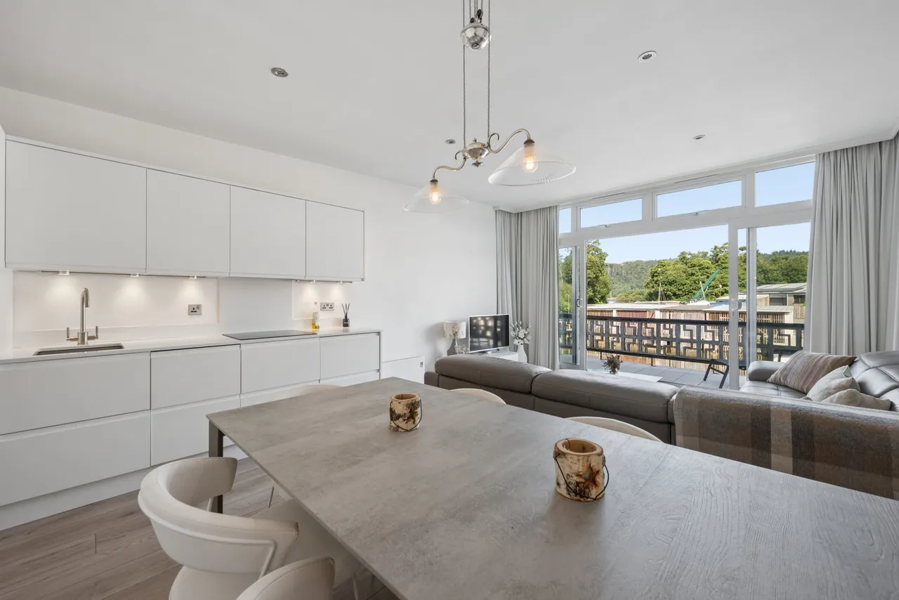 Boathouse, Windermere Marina Village, LA23, photo 8