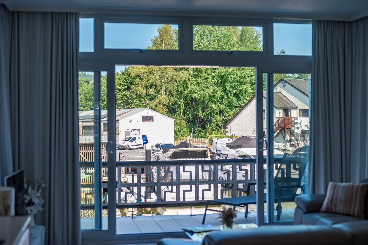 Boathouse, Windermere Marina Village, LA23, photo 11