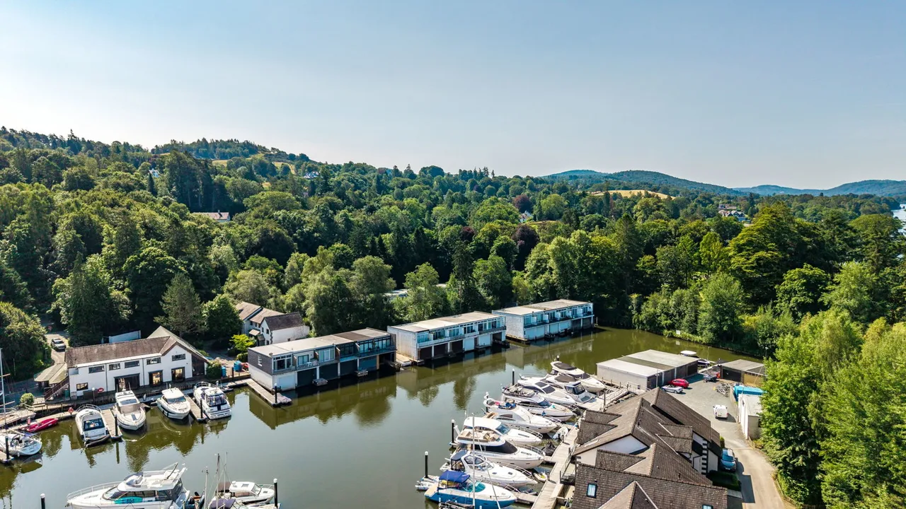 Boathouse, Windermere Marina Village, LA23, photo 27