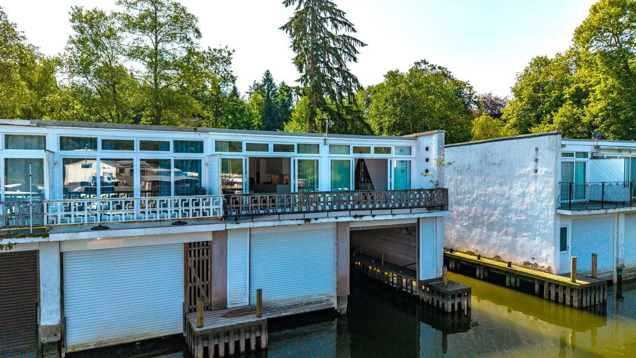 Boathouse, Windermere Marina Village, LA23, photo 29
