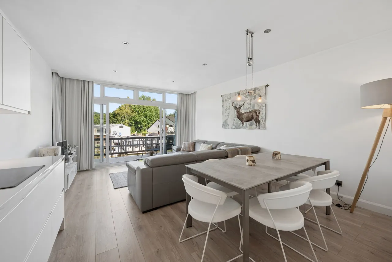 Boathouse, Windermere Marina Village, LA23, photo 5