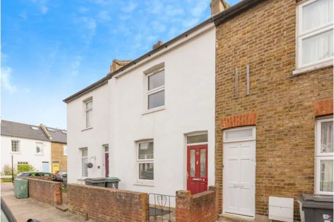 4 bed house for sale, Tebworth Road, London, N17