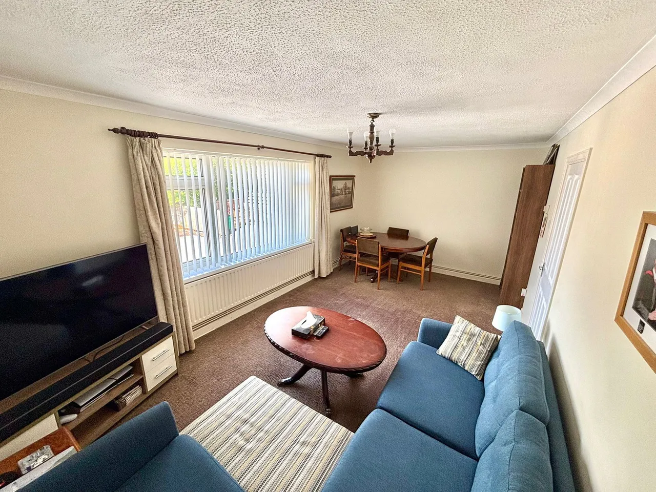 Beaconsfield Court, Sketty, SA2, photo 5