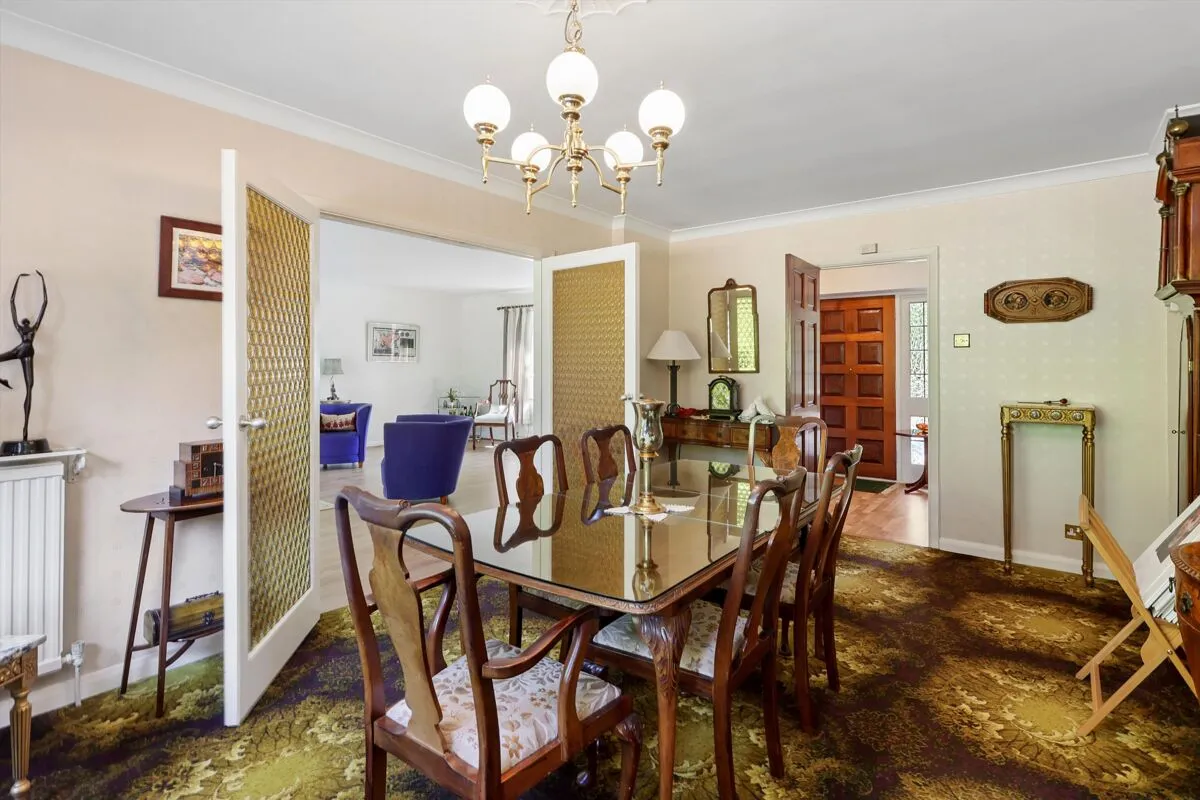 Firfields, Weybridge, KT13, photo 3