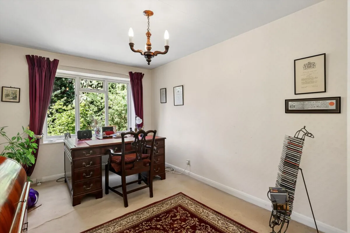 Firfields, Weybridge, KT13, photo 10