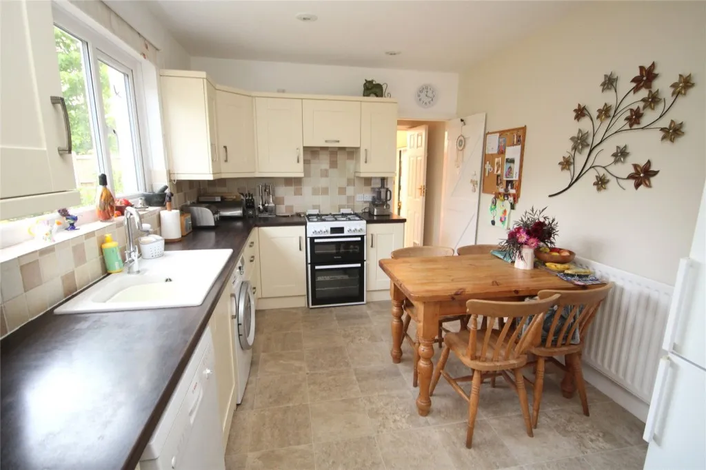 New Milton, Hampshire, photo 6