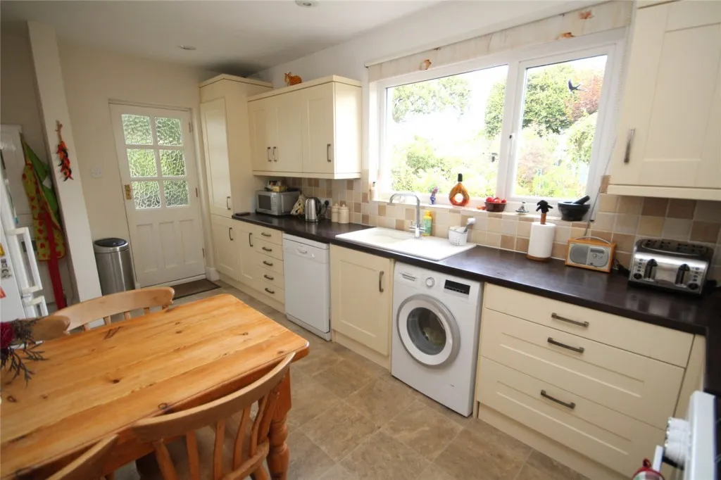 New Milton, Hampshire, photo 7