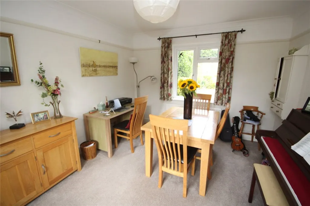 New Milton, Hampshire, photo 5