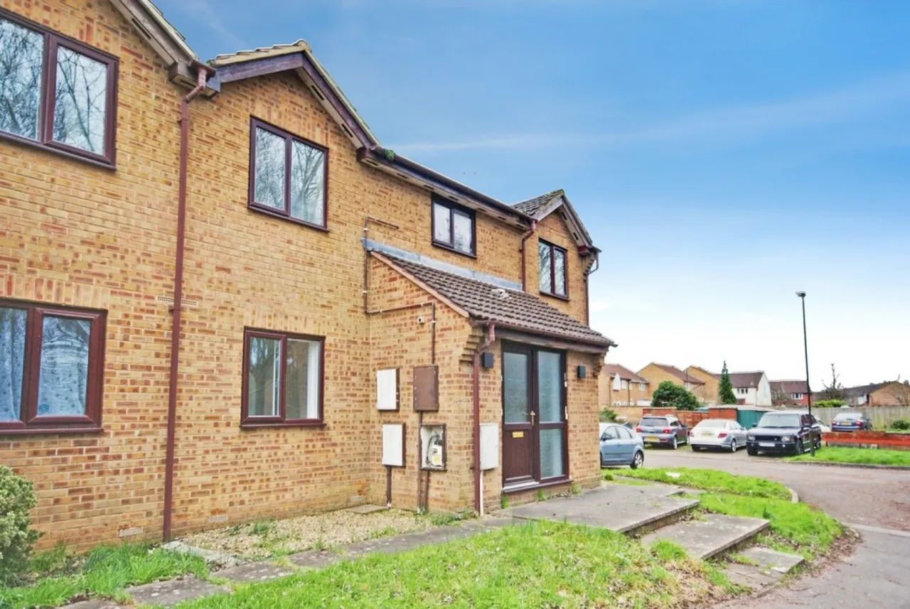 1 bed flat to rent, Finchmoor Mews, Longford, GL2