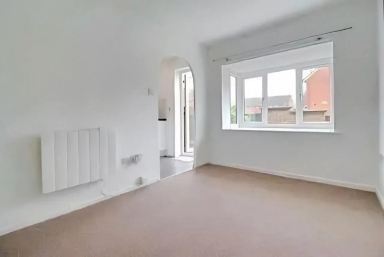 Finchmoor Mews, Longford, GL2, photo 2